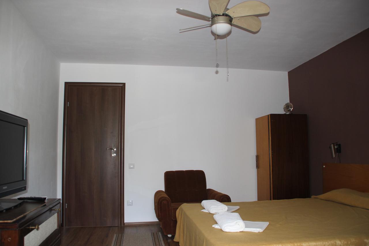 Yankov'S House Hotel Sozopol Exterior foto